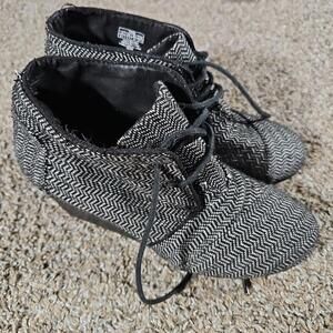 Toms Heel Shoes Womens 8.5 UK 6.5